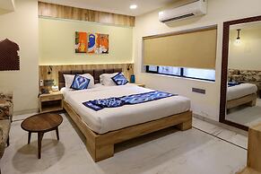 Vrinda Hotel