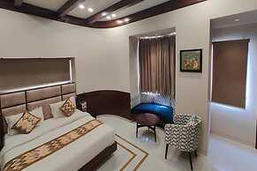 Vrinda Hotel