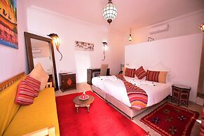 Riad Kalé Polis