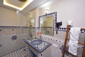 Riad Kalé Polis