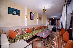 Riad Kalé Polis