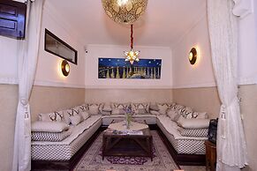 Riad Kalé Polis
