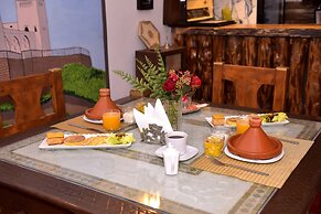 Riad Kalé Polis