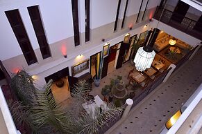 Riad Kalé Polis
