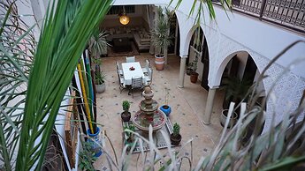 Riad Kalé Polis