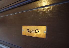 Riad Kalé Polis