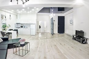 H&B apartments Mitskevichi