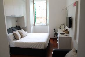Andenis Tiber House