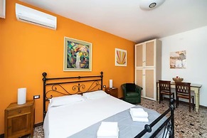 Monti Guesthouse