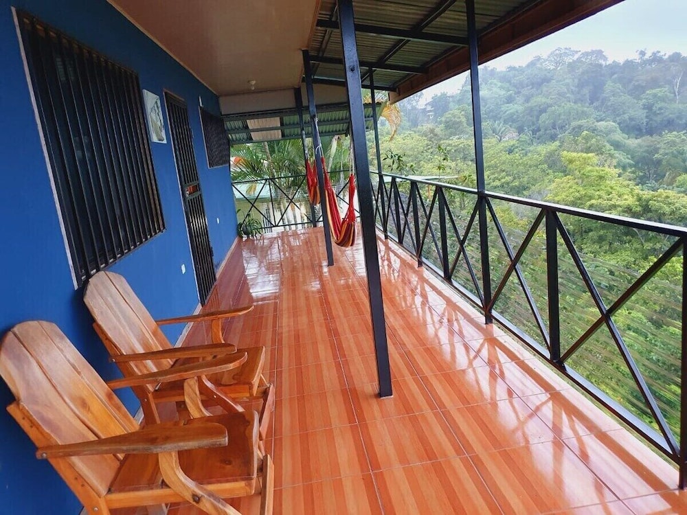 Pura Natura Lodge