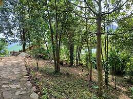 Orugano Bwindi Lodge