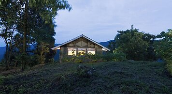 Orugano Bwindi Lodge