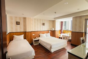 Golden Rain 2 Hotel