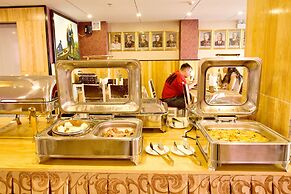 Golden Rain 2 Hotel