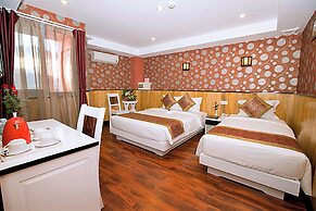 Golden Rain 2 Hotel