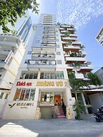 Golden Rain 2 Hotel