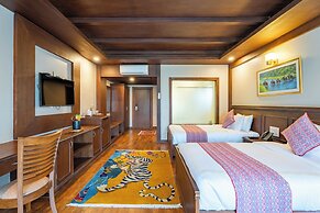 River Bank Jungle Resort