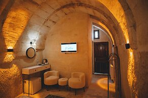 Daphne Cave Hotel