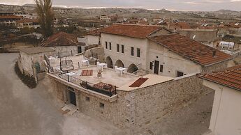 Daphne Cave Hotel