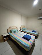 OYO 90895 Hotel Ikia