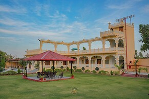 Akshay valley Hotel & Restro