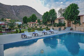 Akshay valley Hotel & Restro