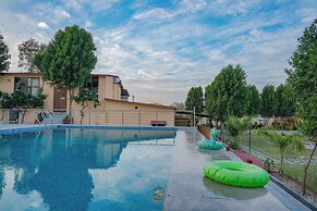 Akshay valley Hotel & Restro