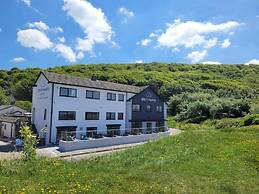 South Sands Hotel