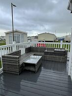 Luxury 2-bed Lodge, Sleeps 6 in Camber Sands