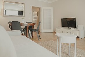 HeyMi Apartments Post