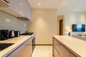 GTC Skyline Apartments by YourHost