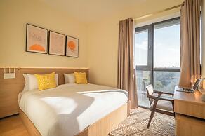 GTC Skyline Apartments by YourHost
