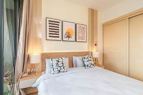 GTC Skyline Apartments by YourHost