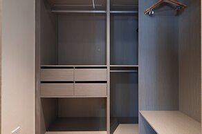 GTC Skyline Apartments by YourHost