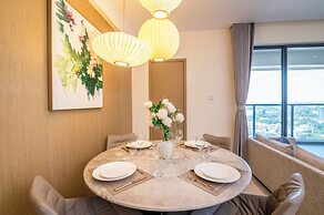 GTC Skyline Apartments by YourHost