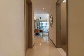 GTC Skyline Apartments by YourHost