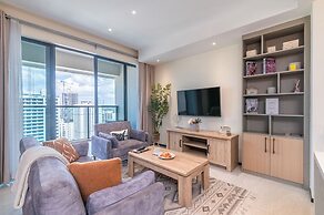 GTC Skyline Apartments by YourHost
