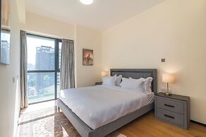 GTC Skyline Apartments by YourHost