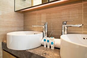GTC Skyline Apartments by YourHost