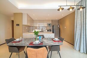 GTC Skyline Apartments by YourHost