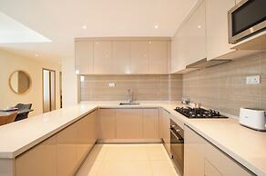 GTC Skyline Apartments by YourHost