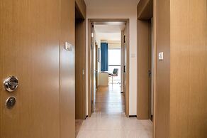 GTC Skyline Apartments by YourHost