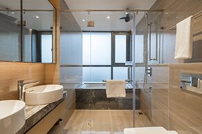 GTC Skyline Apartments by YourHost