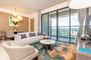 GTC Skyline Apartments by YourHost