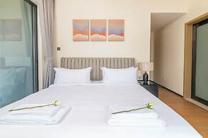 GTC Skyline Apartments by YourHost