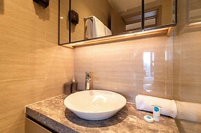 GTC Skyline Apartments by YourHost