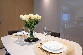 GTC Skyline Apartments by YourHost