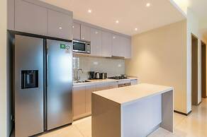 GTC Skyline Apartments by YourHost
