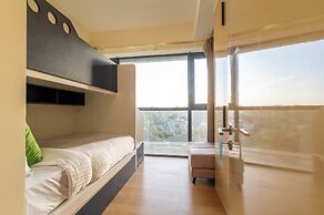 GTC Skyline Apartments by YourHost