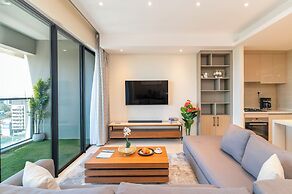 GTC Skyline Apartments by YourHost